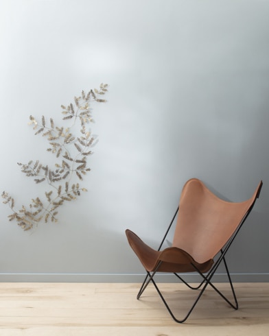 Painted wall with Blue Heather 1620